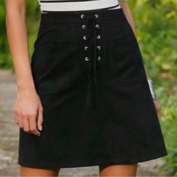 Cato black faux suede festival mini skirt with pockets size 2 NWT - Picture 2 of 10
